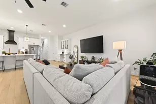 1926 Hoskins Dr, Houston, TX 77080 - Photo 15