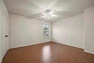 11515 Timberly Park Ln, Cypress, TX 77433 - Photo 27
