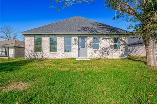 3639 Needville Ave, Needville, TX 77461 - Photo 7