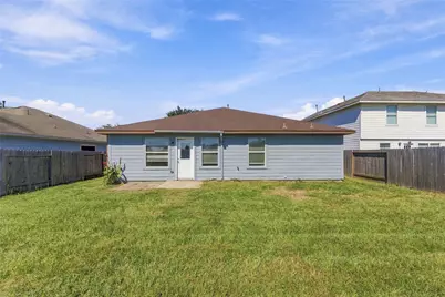 3910 Ridge Canyon Road, Baytown, TX 77521 - Photo 13