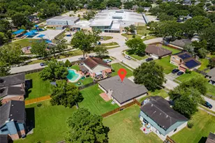 320 Creek Bend Dr, League City, TX 77573 - Photo 39