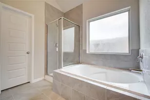 8411 Baywatch Cir, Baytown, TX 77523 - Photo 25