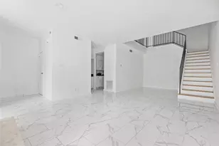 2409 Bering Dr, Houston, TX 77057 - Photo 1