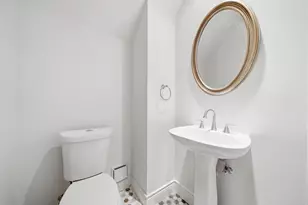 1736 Colquitt St, Houston, TX 77098 - Photo 9