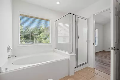 35 Wickerdale Place, The Woodlands, TX 77382 - Photo 11