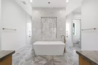 906 Bayland Avenue, Houston, TX 77009 - Photo 27