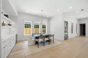 906 Bayland Ave, Houston, TX 77009 - Photo 9
