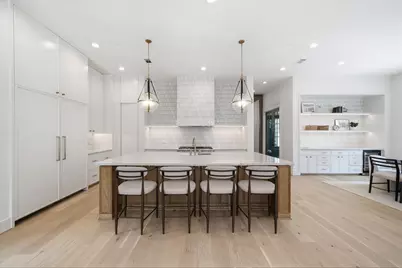 906 Bayland Avenue, Houston, TX 77009 - Photo 9