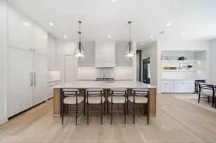906 Bayland Ave, Houston, TX 77009 - Photo 9