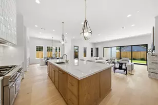 906 Bayland Ave, Houston, TX 77009 - Photo 17