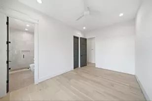 906 Bayland Ave, Houston, TX 77009 - Photo 37