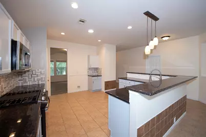 2753 Foster Hill Drive E, Houston, TX 77345 - Photo 17