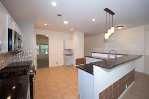 2753 Foster Hill Dr E, Houston, TX 77345 - Photo 17