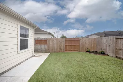 2753 Foster Hill Drive E, Houston, TX 77345 - Photo 39