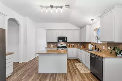 17914 Platinum Springs Drive, Tomball, TX 77375 - Photo 9