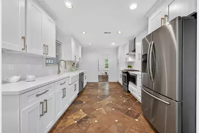 5111 Creekbend Drive, Houston, TX 77035 - Photo 7