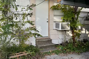 1526 Yale St, Houston, TX 77008 - Photo 1