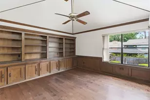 9310 Windrush Dr, Spring, TX 77379 - Photo 23