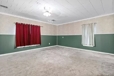 712 N Pine Avenue, Livingston, TX 77351 - Photo 17