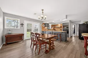 2805 Woodlawn St, Dickinson, TX 77539 - Photo 13