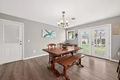 2805 Woodlawn Street, Dickinson, TX 77539 - Photo 11