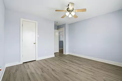 11930 Longwood Garden Way, Houston, TX 77047 - Photo 27