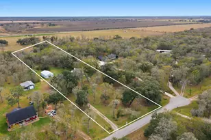 20407 Deer Run Rd, Damon, TX 77430 - Photo 27