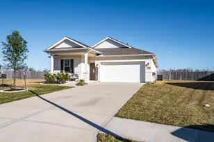 403 Hidden Brk Dr, Baytown, TX 77523 - Photo 5
