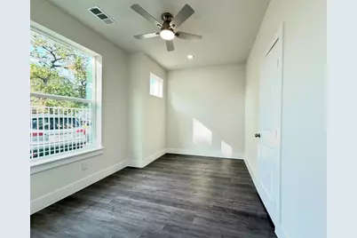 6717 Saint Augustine Street, Houston, TX 77021 - Photo 5