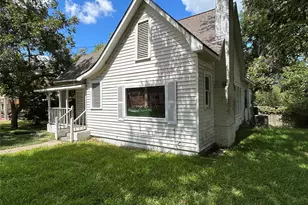 1207 E Washington Ave, Navasota, TX 77868 - Photo 3