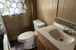 1207 E Washington Ave, Navasota, TX 77868 - Photo 23