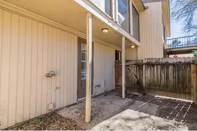 17 Lakeway St, Conroe, TX 77304 - Photo 13