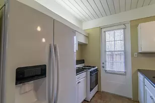 17 Lakeway St, Conroe, TX 77304 - Photo 7