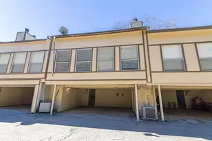 17 Lakeway St, Conroe, TX 77304 - Photo 11