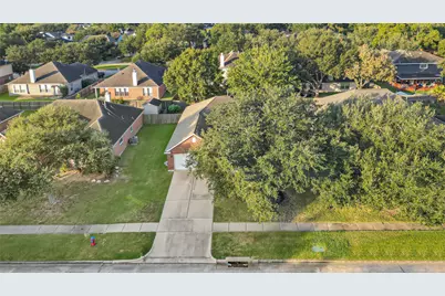 804 Cherry Blossom Drive, League City, TX 77573 - Photo 25