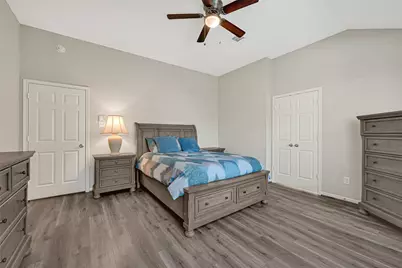 804 Cherry Blossom Drive, League City, TX 77573 - Photo 13