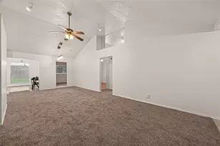 2714 S Brompton Dr, Pearland, TX 77584 - Photo 11