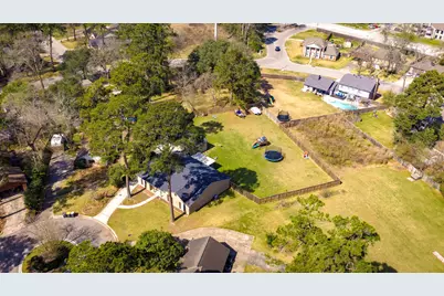 9 Jadecrest Court, Conroe, TX 77304 - Photo 29