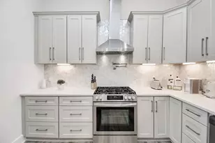 2401 Chapman St, Houston, TX 77009 - Photo 17