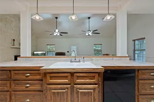 600 Hughes Loop, Willis, TX 77378 - Photo 15