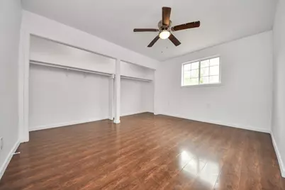 5521 Southlea Street, Houston, TX 77033 - Photo 23