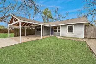 5521 Southlea St, Houston, TX 77033 - Photo 1