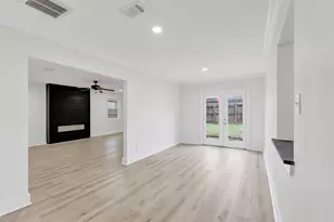 1623 Fawnhope Dr, Houston, TX 77008 - Photo 13