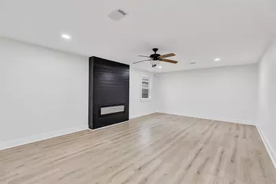 1623 Fawnhope Drive, Houston, TX 77008 - Photo 15
