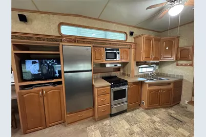153 N Mae Circle, Crystal Beach, TX 77650 - Photo 25