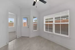 5263 Celestial Ct, Iowa Colony, TX 77583 - Photo 15