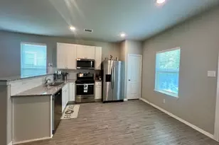 10819 Prickly Ash Dr, Tomball, TX 77375 - Photo 9