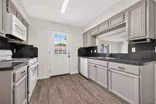7407 Cortes Dr, Houston, TX 77083 - Photo 11