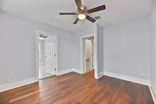 909 28th St, Galveston, TX 77550 - Photo 5