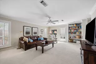 999 S Post Oak Ln, Houston, TX 77056 - Photo 7